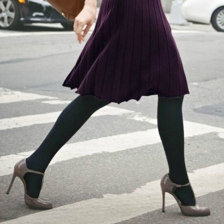 Тренды колготок осень-зима 2024–2025: теплее, смелее и ярче