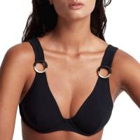 Бюстгалтер трикутник