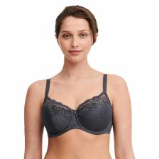 Бюстгальтер формований